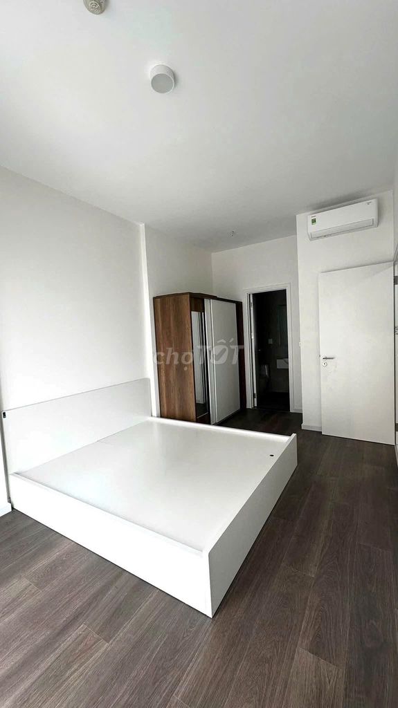 Rent the apartment of the V4 middle-class, 15 million, cool view.