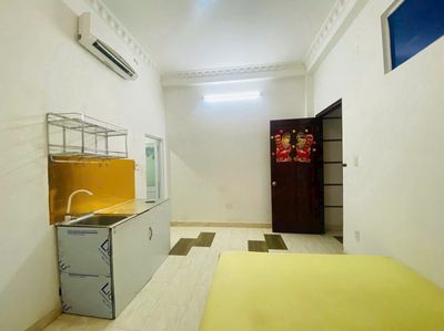 rent room full interior window close to SOS mall Thủ Đức