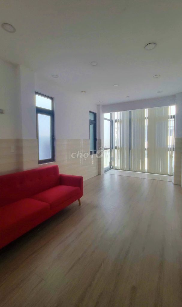 Cash 289 Hà Tôn Quyền 4 x 15 meters 4 L 6 bedroom 25 million