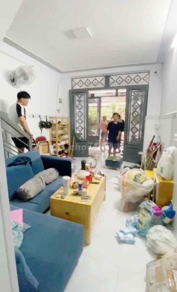 The original house. Car alley. Bùi Hữu Nghĩa. B. Happy