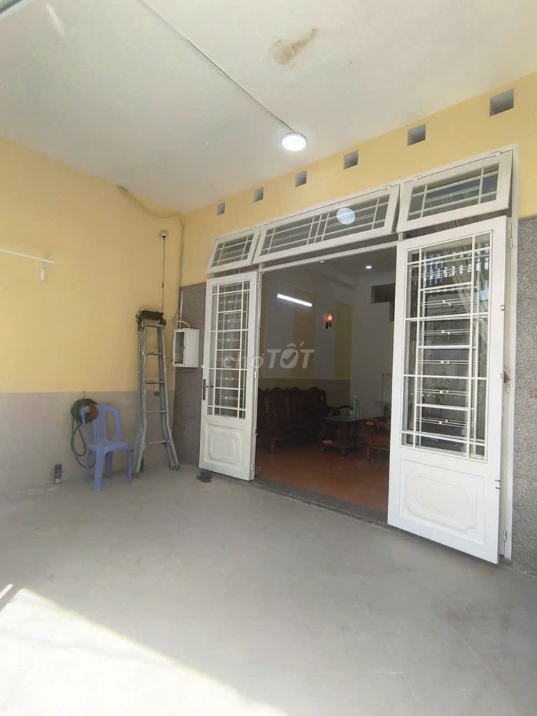 Hire two bedrooms. 3 toilets - 109 Phước Long B Road