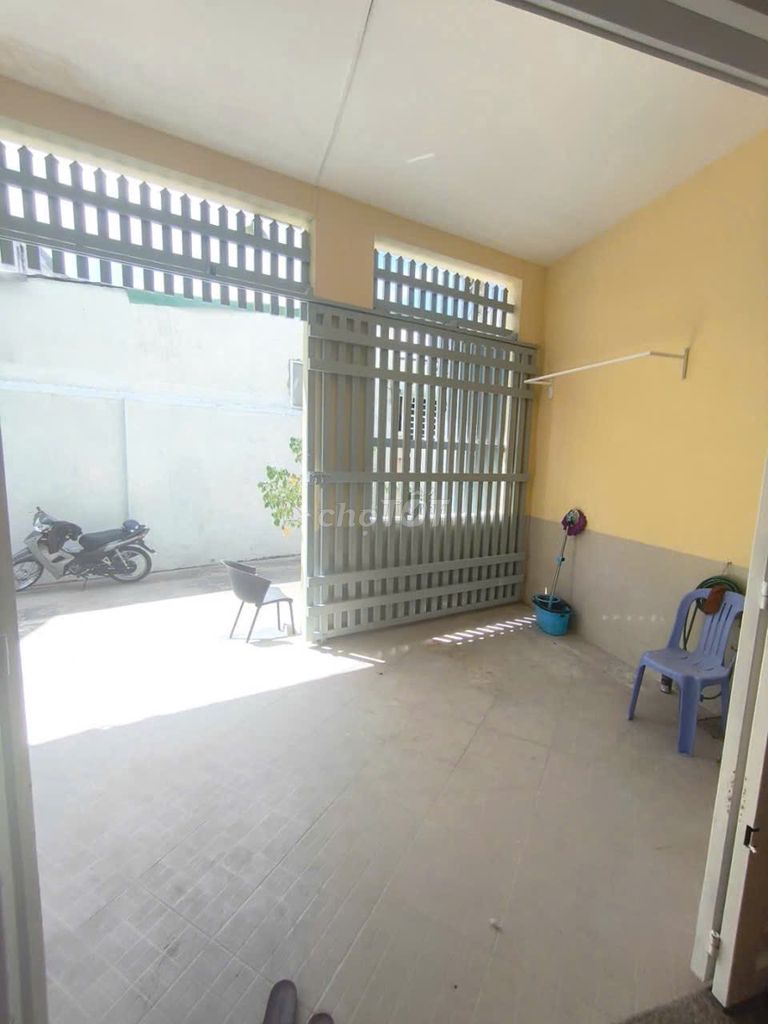 Hire two bedrooms. 3 toilets - 109 Phước Long B Road