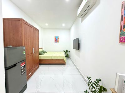 A kitchen bedroom at tsn airport, full of new security furniture 100% tb elevators