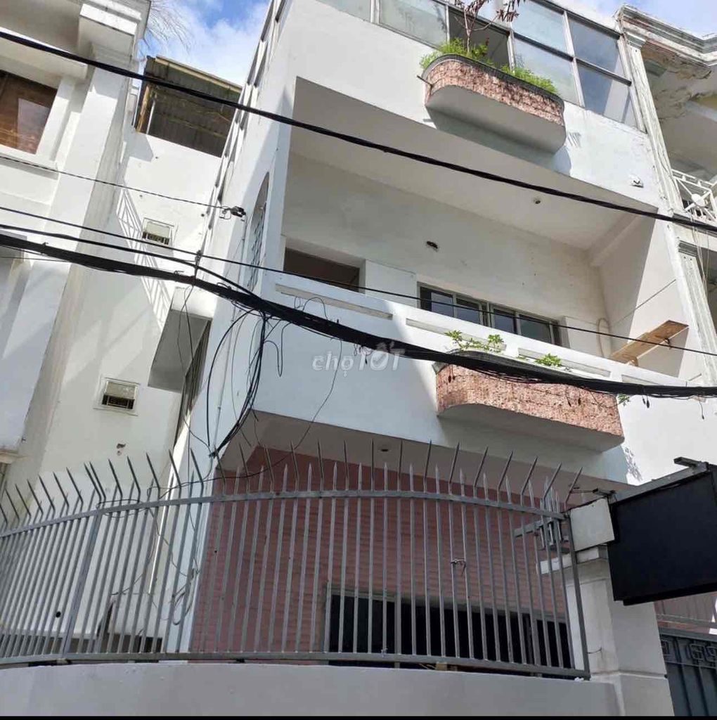 Hồ Văn Huê 6 x 16 meters 3 alleyways is only 17.8 million a month.
