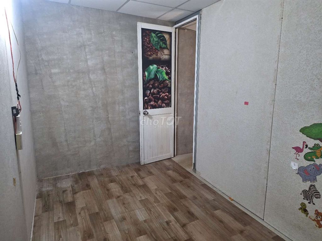 Separated as the entire area uses 36 M2 less room-room living room bathroom bathroom kvan machine