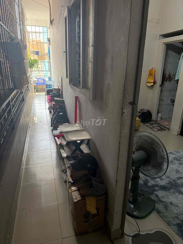 Room is on guard, room is on first floor, Lê Quang Định, Bình Thạnh.