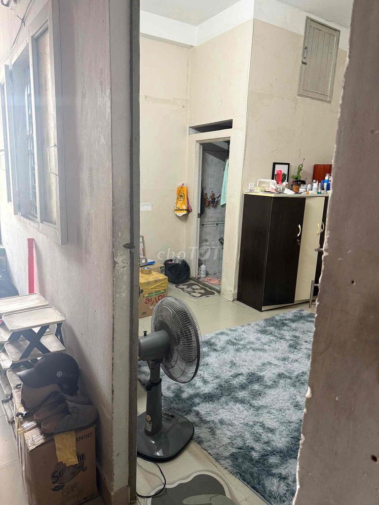 Room is on guard, room is on first floor, Lê Quang Định, Bình Thạnh.