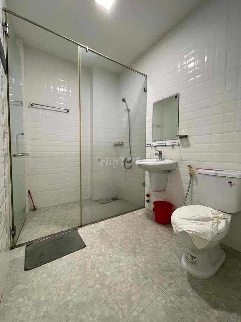 Get women room Trần Văn Đang in 3rd.