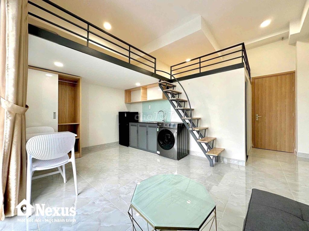 New balcony - 40 meters - near crecent mall - rich