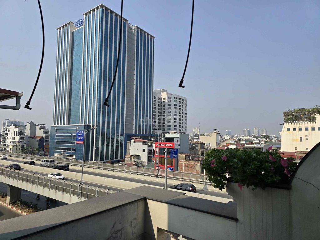 Rent Minh Khai Street.