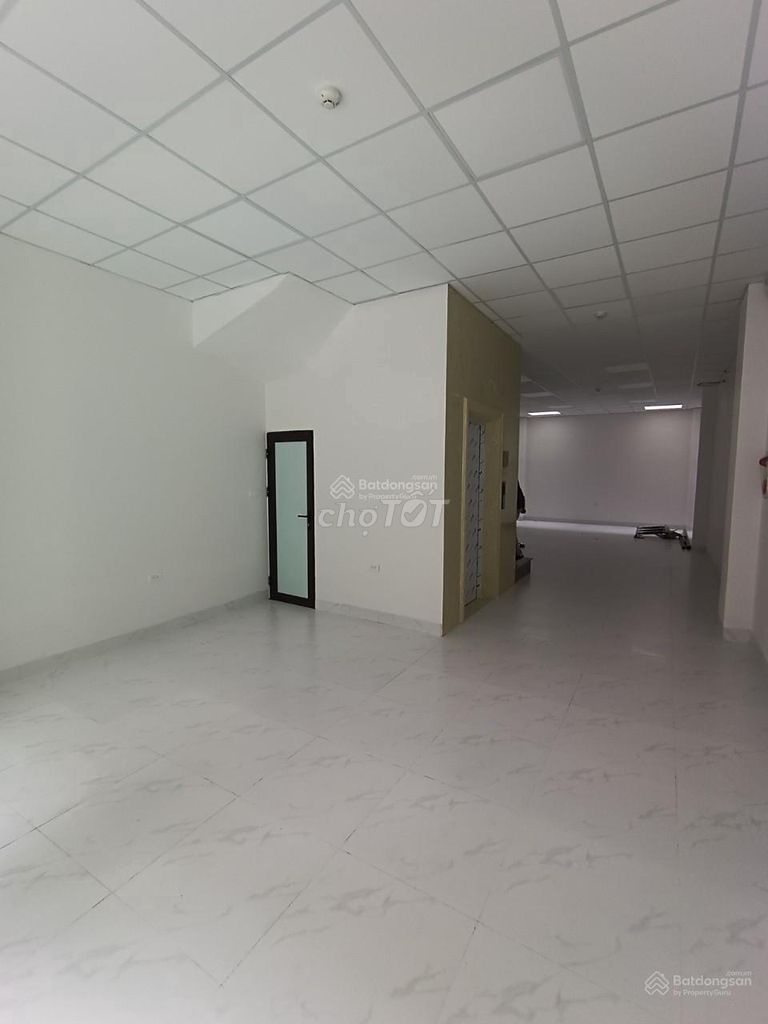 Rent a house at the belonger Vạn Phúc, Hà Đông 91m 6 elevators at 40 million a month.