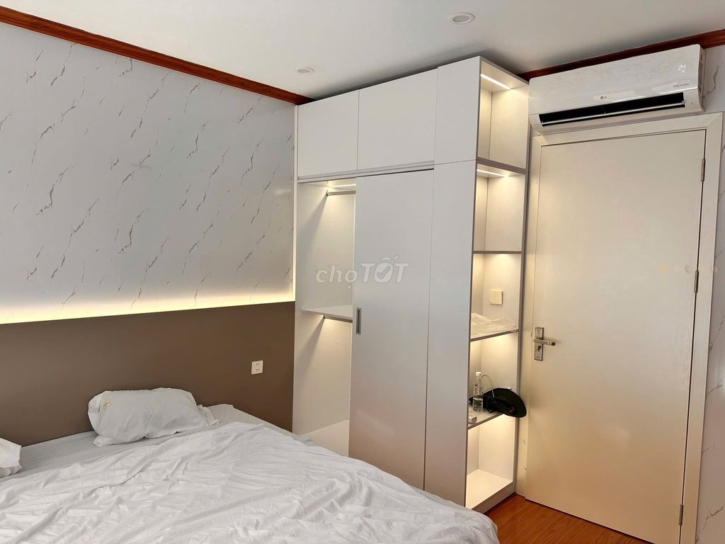 Rent on Vin 2.4, 12 million