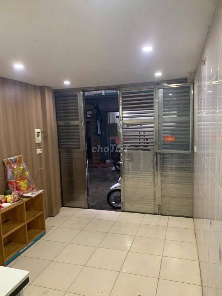 Rent a 27 Lương Đình Của, Đống Đa, 15 m2 x 2.5 floors, period