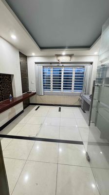 Rent a mtzz0 house [4 m x 20 m] 3 floors [4 bedroom - 4 toilets]