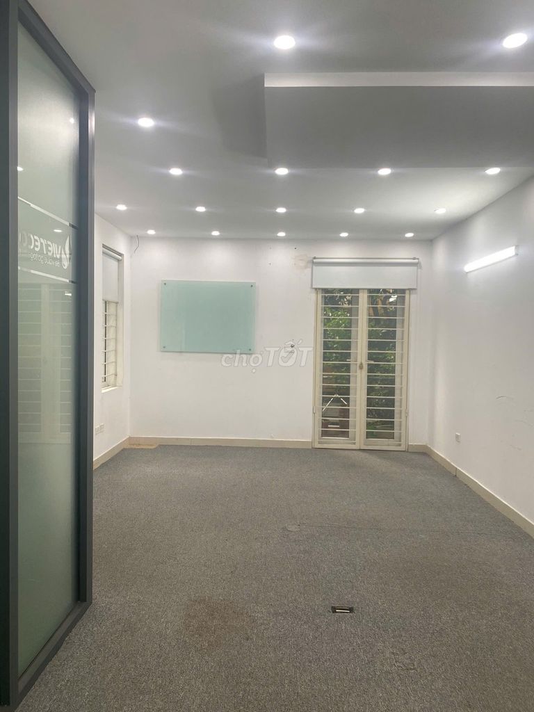 Rent the house right next to Yên Hoà. area 80 meters2, 4 floors 30 million