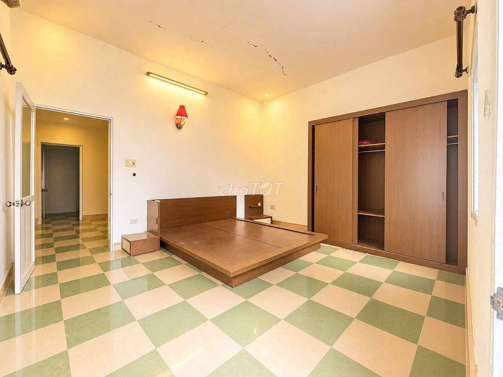 Rent the original six Bùi Xương Trạch bedrooms, Thanh Xuân - 15 million a month.