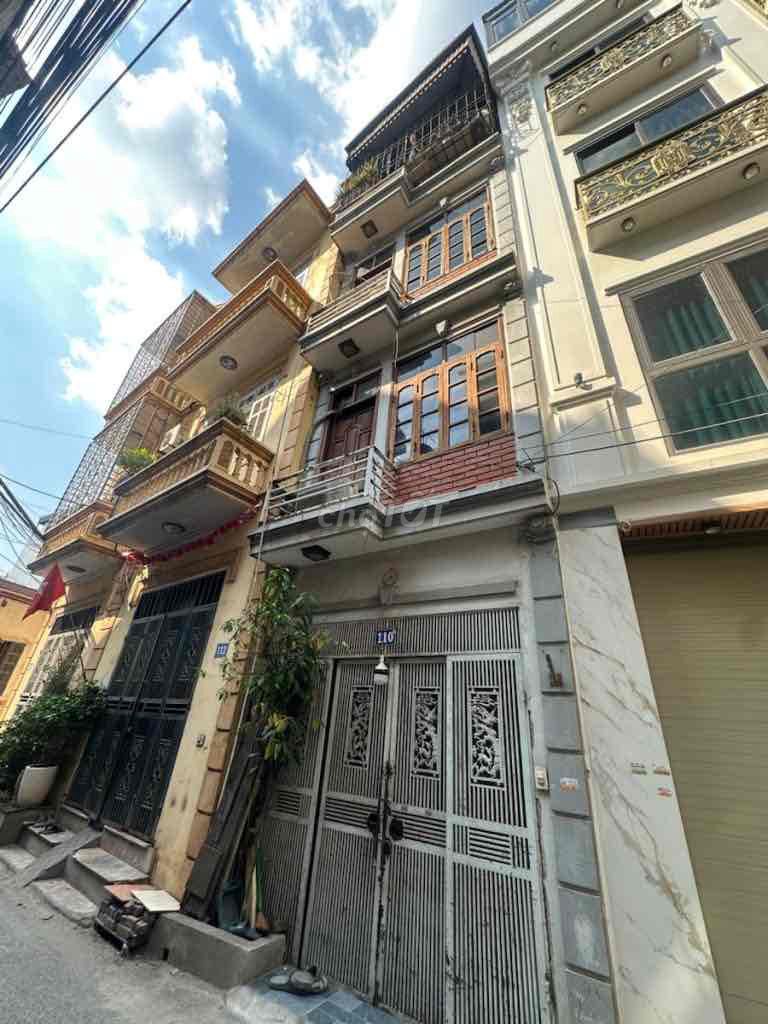 It's the owner who rents the entire city of Minh Khai 30 m2 x5 T at 8.2 million apiece.