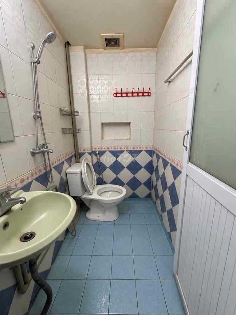 Rent an entire Dương Văn Bé street 30 m2 x5 T at 9 million apiece