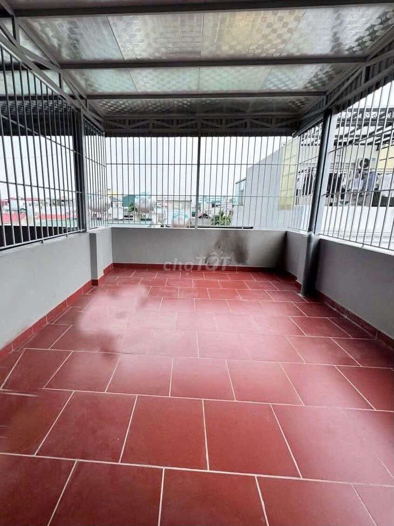 Honey code-- 5-story garage, elevator, full interior-- 16.5 million a month.