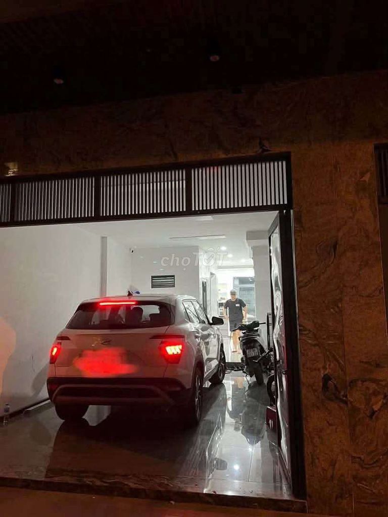 Honey code-- 5-story garage, elevator, full interior-- 16.5 million a month.