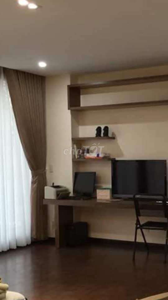 Rent a host of enough stuff to stay at 71 hai bà trưng Cửa Nam