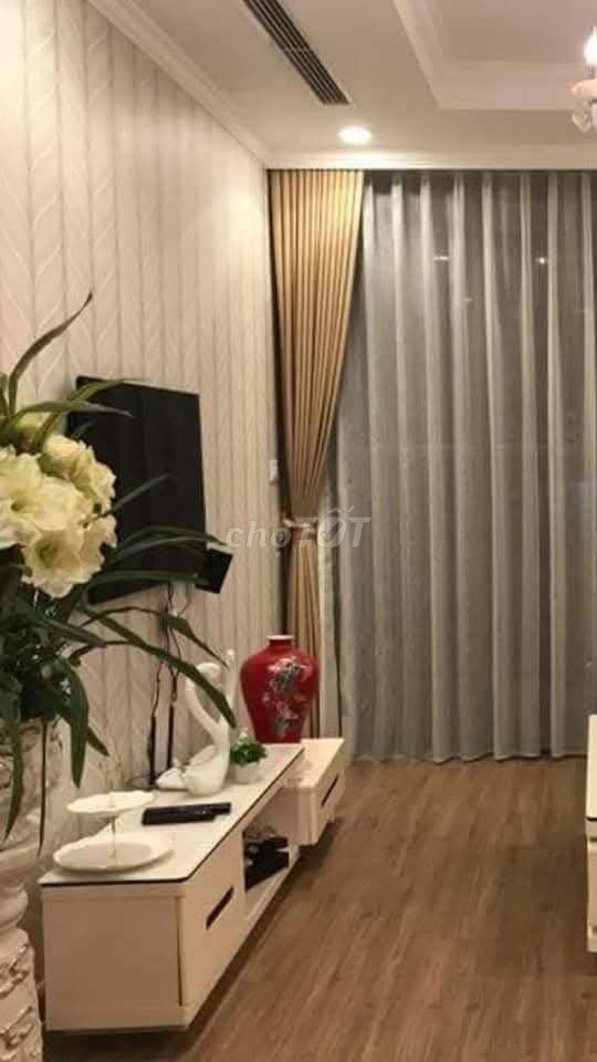 Rent a host of enough stuff to stay at 71 hai bà trưng Cửa Nam