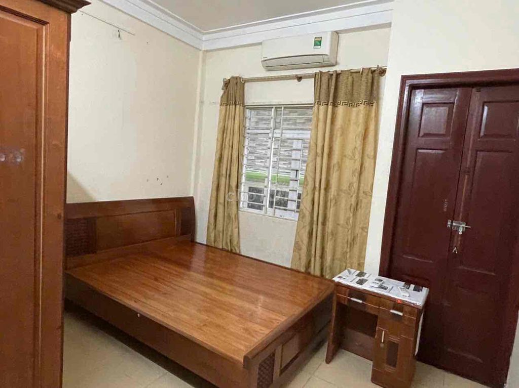 Rendezor Khương Đình's private house. 35 M2 x 4 T, 4 sleep, full suit. B, B, B.