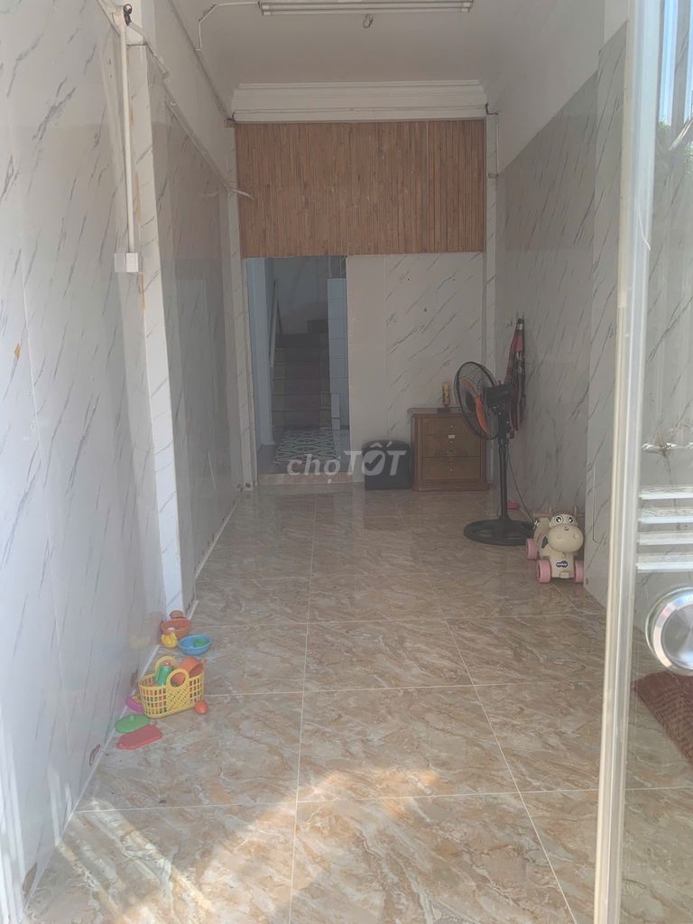 Rent a 205 Khương Thượng street house.