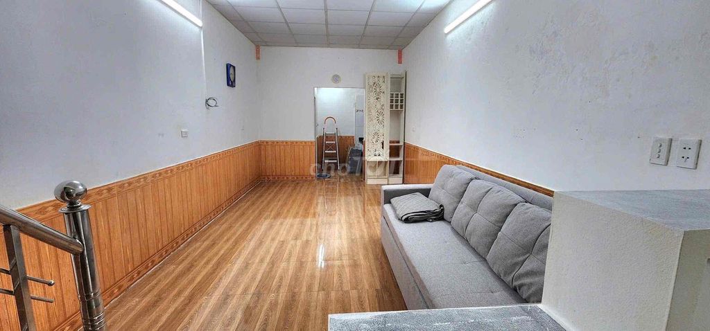 building house rented.