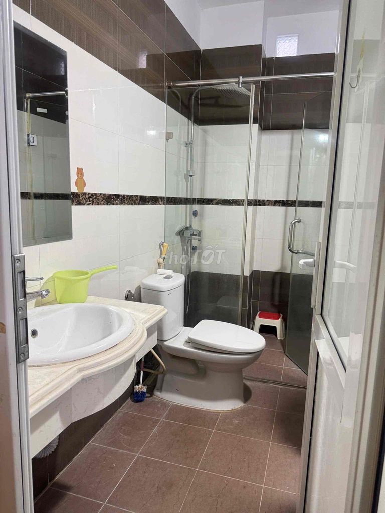 Rent Vĩnh Hưng Hoàng Mai private residences. It's just a nice, full-size place.
