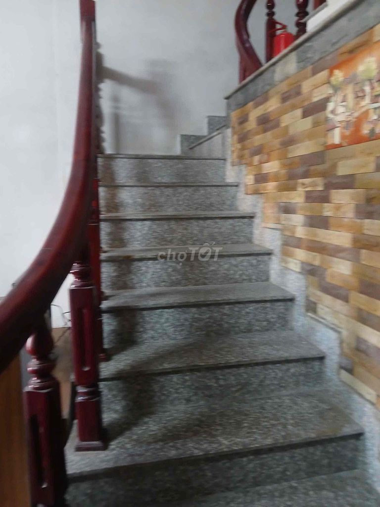 Rent the original Kẻ Tạnh Giang Biên Long Biên Inland