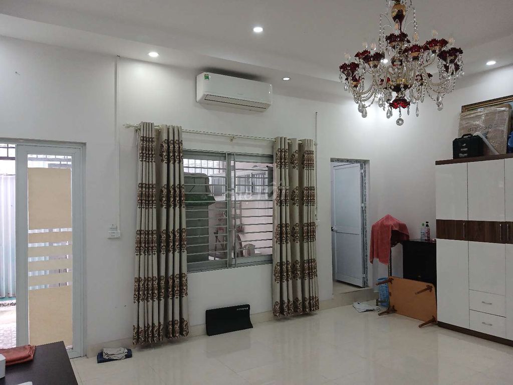 House 42 m2 street 176 Nguyễn Hoàng Tôn, Tây Hồ