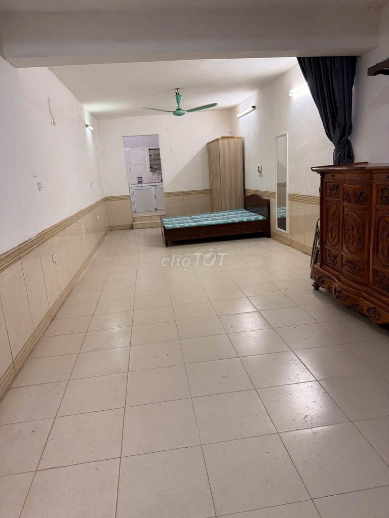 Rent a 50-metre street house. Tân Mai, Hoàng Mai, 1 sleep.