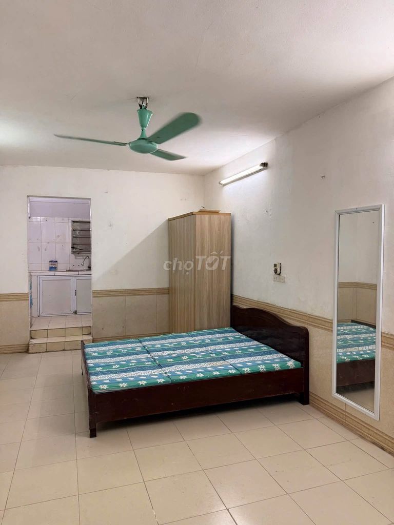 Rent a 50-metre street house. Tân Mai, Hoàng Mai, 1 sleep.