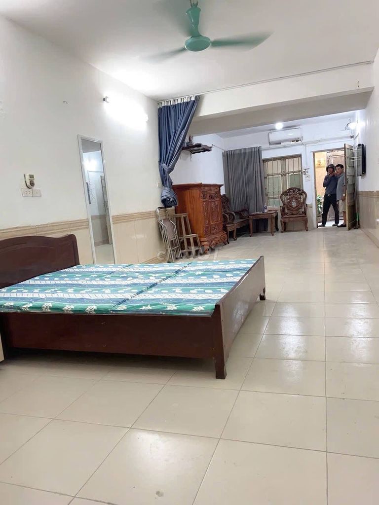 Rent a 1st floor Ngõ 167 Tân Mai, Hoàng Mai, Korea