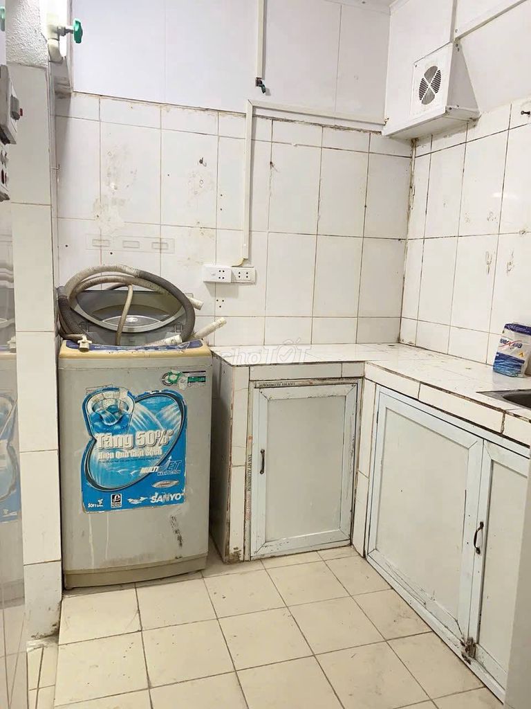 Rent a 1st floor Ngõ 167 Tân Mai, Hoàng Mai, Korea