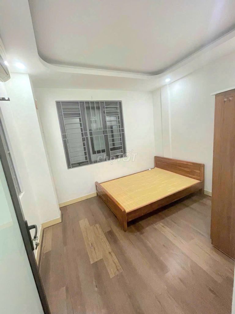 Need to rent his own house 35 m2 x4 Road 207 Bùi Xương Trạch, Thanh Xuân