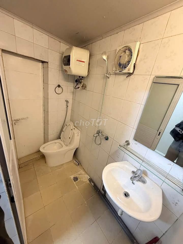 Rent 32 meters, two floors a foot, two beds, Prince Ba Đình