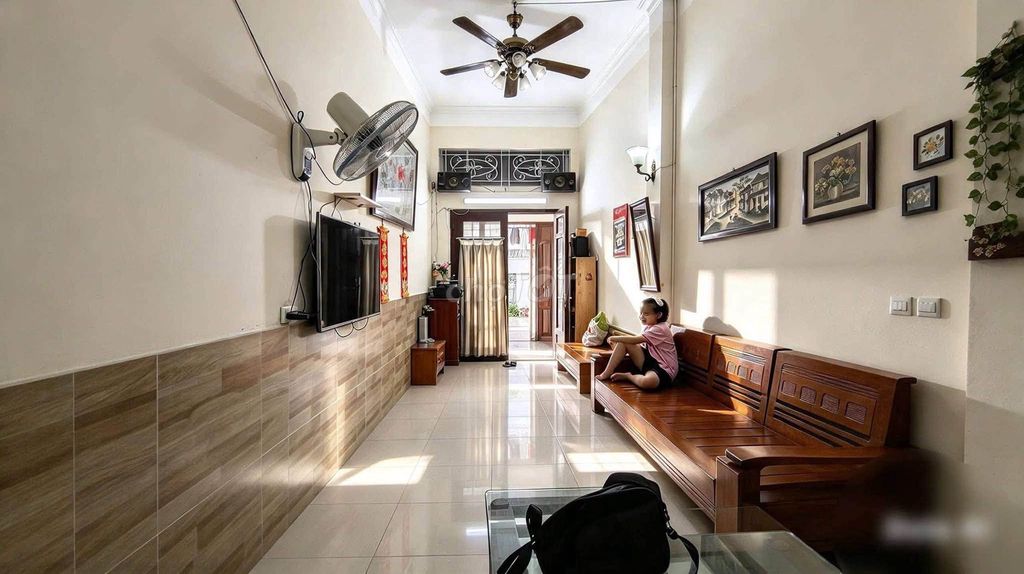 Rent the house 30 meters x 2 floors, 2 bedrooms, Ba Đình
