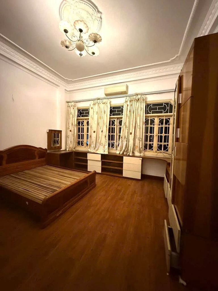Rent the original Kim Mã, Ba Đình, 35 m2 x 4 floors, 2 sleeps
