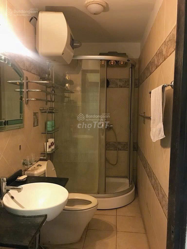 Rent his own house 46 meters plus 3 floors plus tum, 4 bedrooms, 3 toilets, Đống Đa