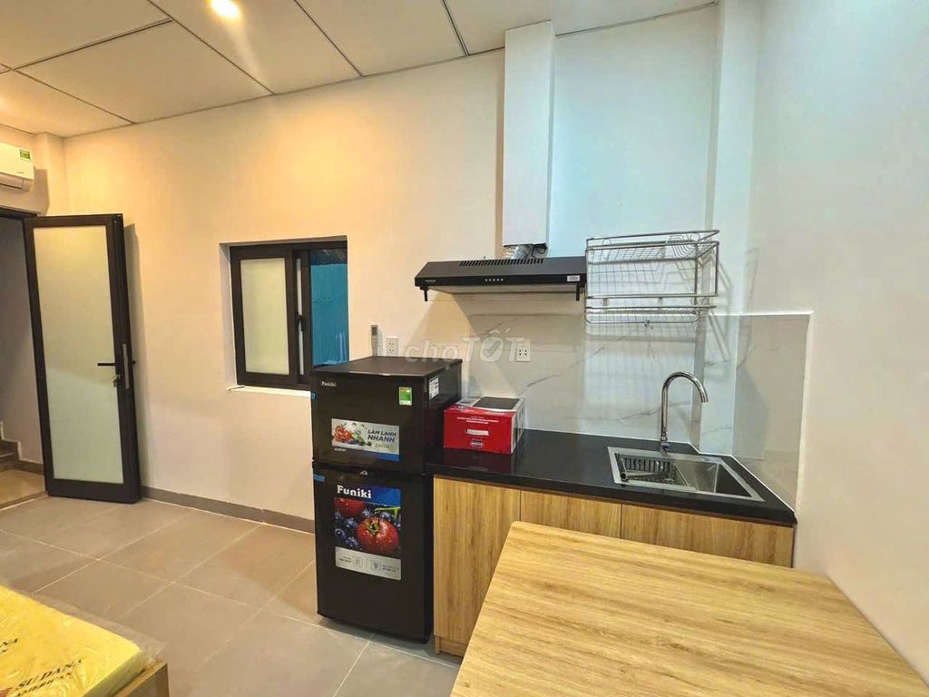 A full interior motel near Da Nang Airport