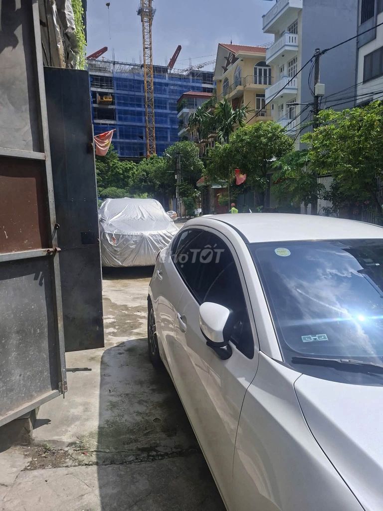 Rent two floors of Bùi Xương Trạch, 50 meters, five million a month.