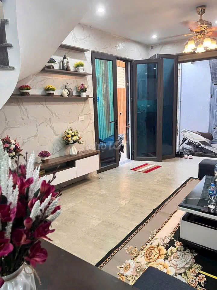 Rent Ngõ 180 Nam Dư, Hoàng Mai, full interior