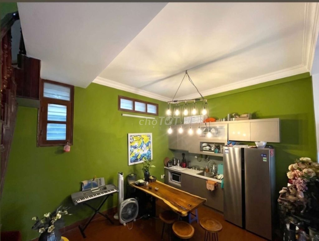 Rent a whole 5th floor house to sleep in Nguyễn Huy Tự Nguyễn Huy Tự-Chany Hall.