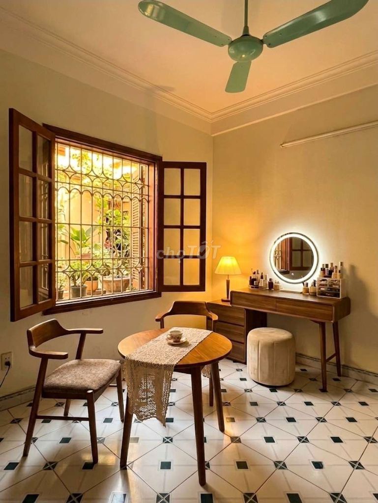 Rent a whole 5th floor house to sleep in Nguyễn Huy Tự Nguyễn Huy Tự-Chany Hall.