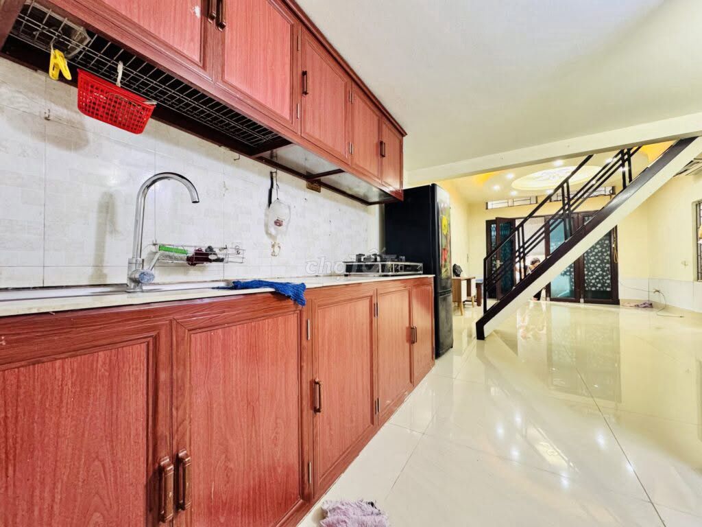 Rent the entire house 45 meters, 2 bedrooms, 2 toilets, 7 million a month.