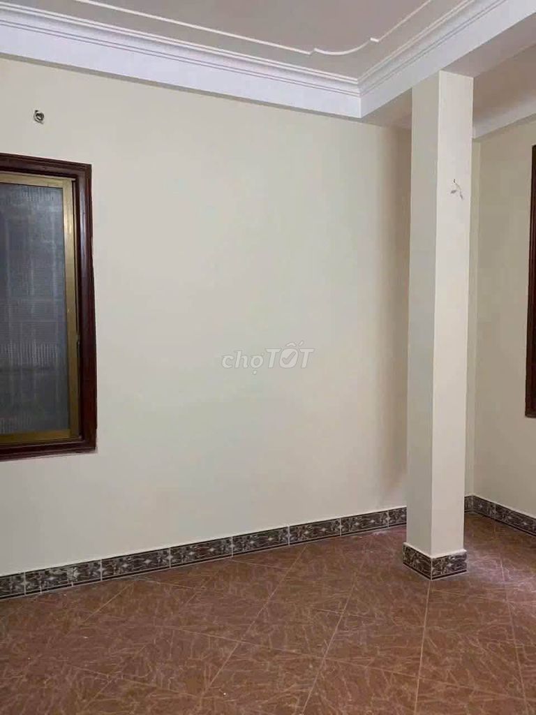 Rent the entire Khâm Thiên, Đống Đa, 9 million a month.