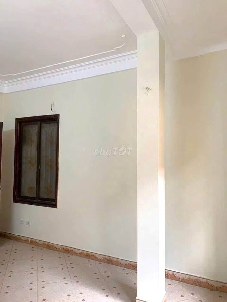 Rent the entire Khâm Thiên, Đống Đa, 9 million a month.