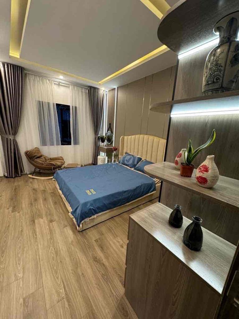 Rent an entire Mỹ Đình area of 45 m2 x 5 level 5 bedroom full of 14 million